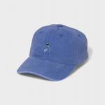 Personalised blue cotton hat with skier embroidery, ideal gift in kids and adult sizes.