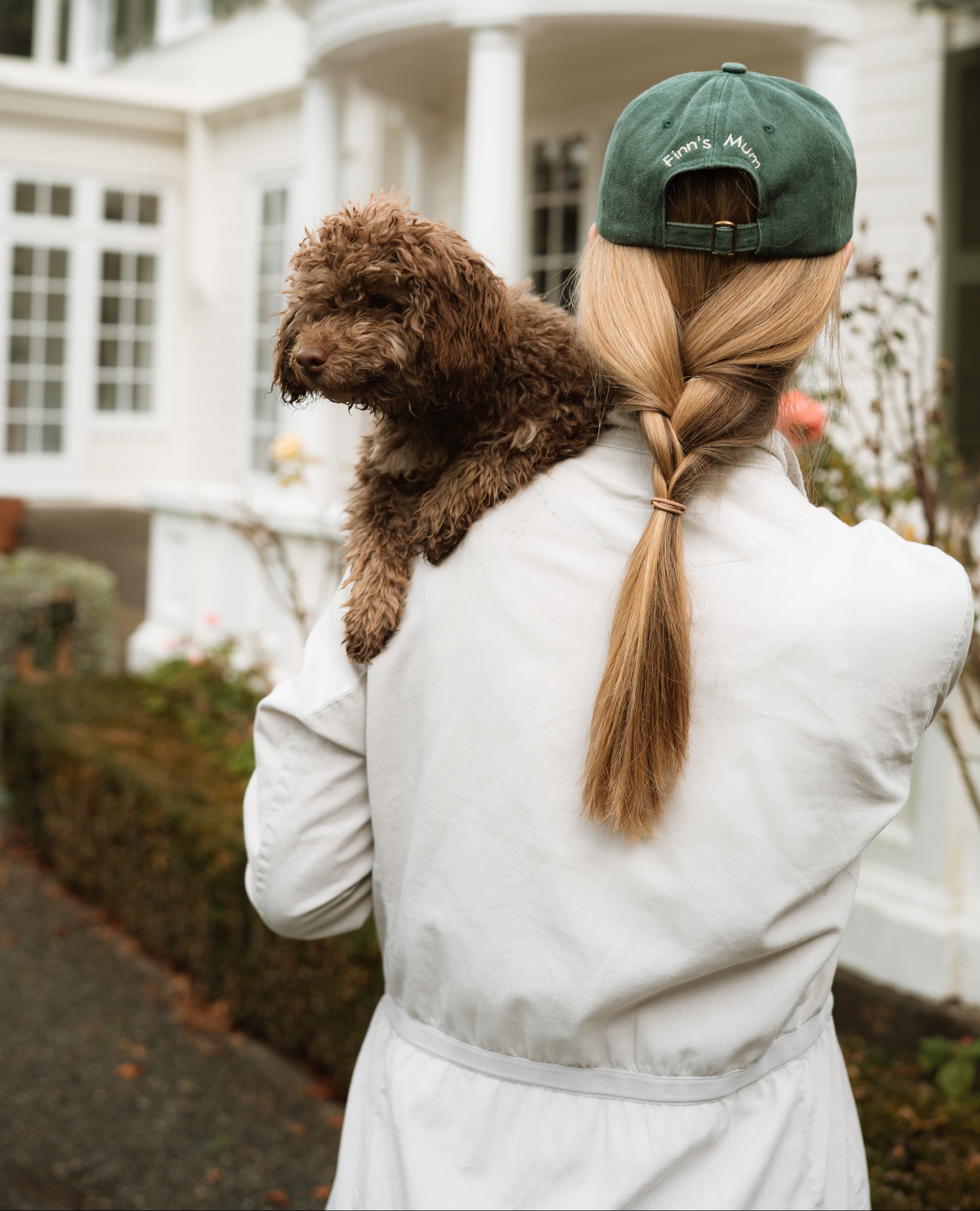 /products/two-dog-hat