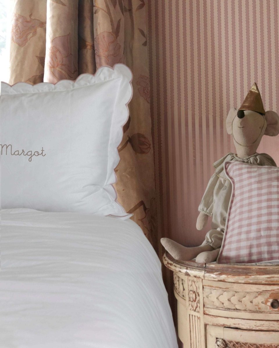 Pillowcase - White Scalloped Edge - Namesake Embroidery Studio